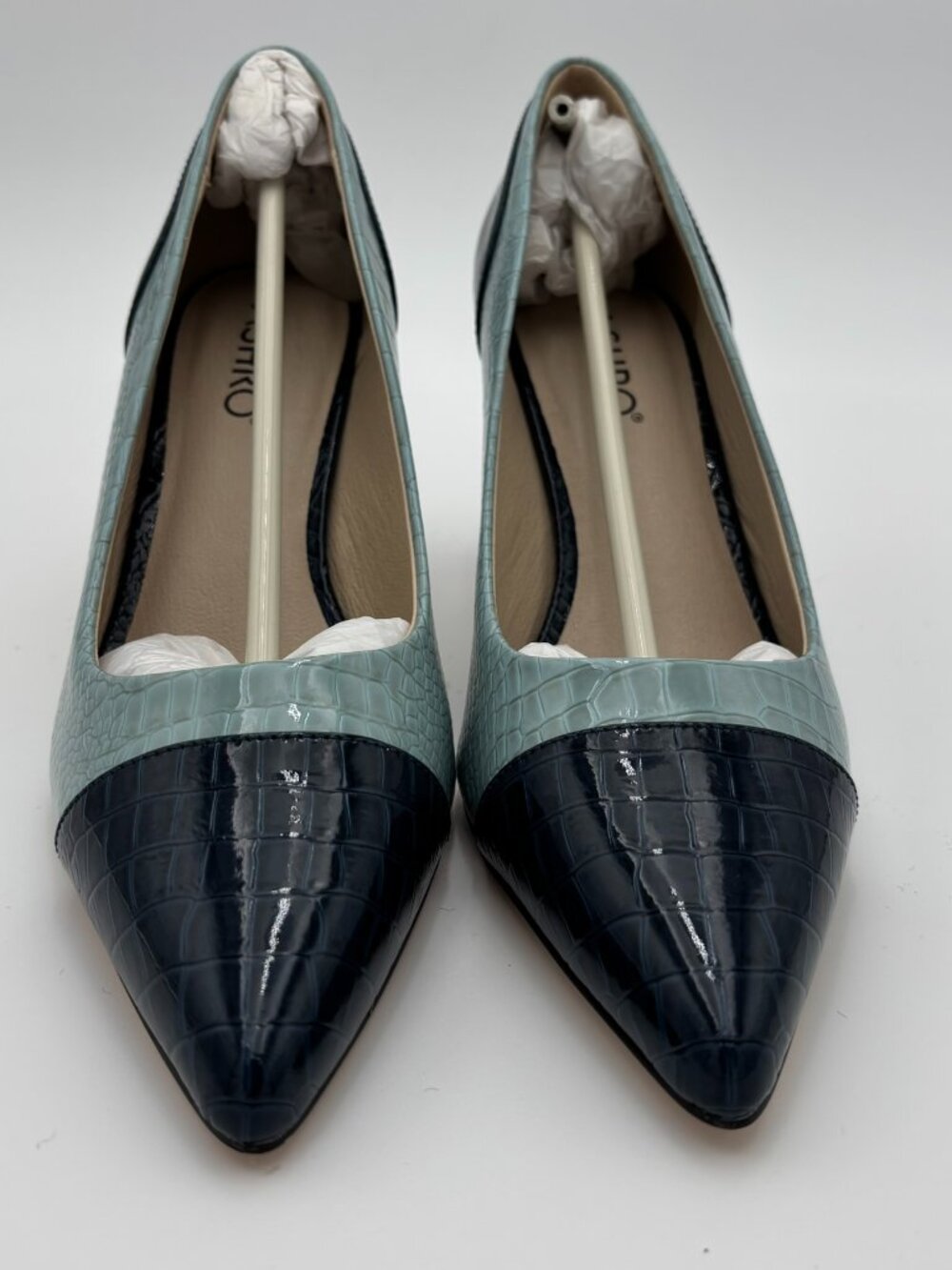Ashro Two Tone Croco Pump Heels Womens 9M Navy Mint Blue Crocodile Print New